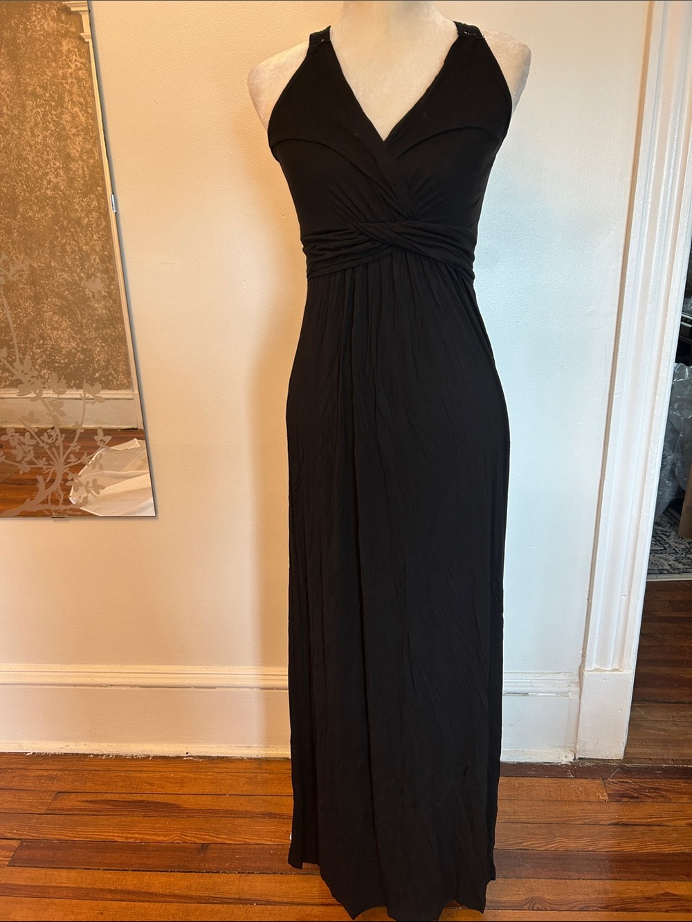 Gilli Black V-Neck Twist-Waist Maxi Dress